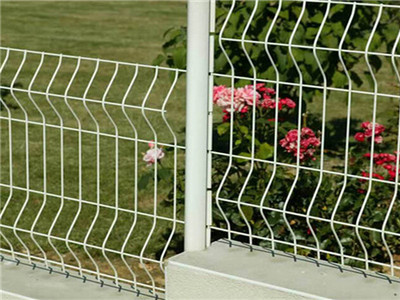 供應(yīng)折彎護(hù)欄網(wǎng)多少錢 折彎護(hù)欄廠家 折彎護(hù)欄網(wǎng)型號-首商網(wǎng)