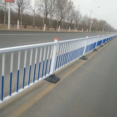 耀和公路中間護(hù)欄市政護(hù)欄市政道路護(hù)欄文化護(hù)欄市政護(hù)欄防疫護(hù)欄網(wǎng)交通市政護(hù)欄