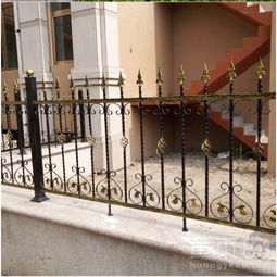 【供應(yīng)承德鐵藝護欄河北鋅鋼護欄興隆熱鍍鋅護欄承德鍛鐵護欄】- 